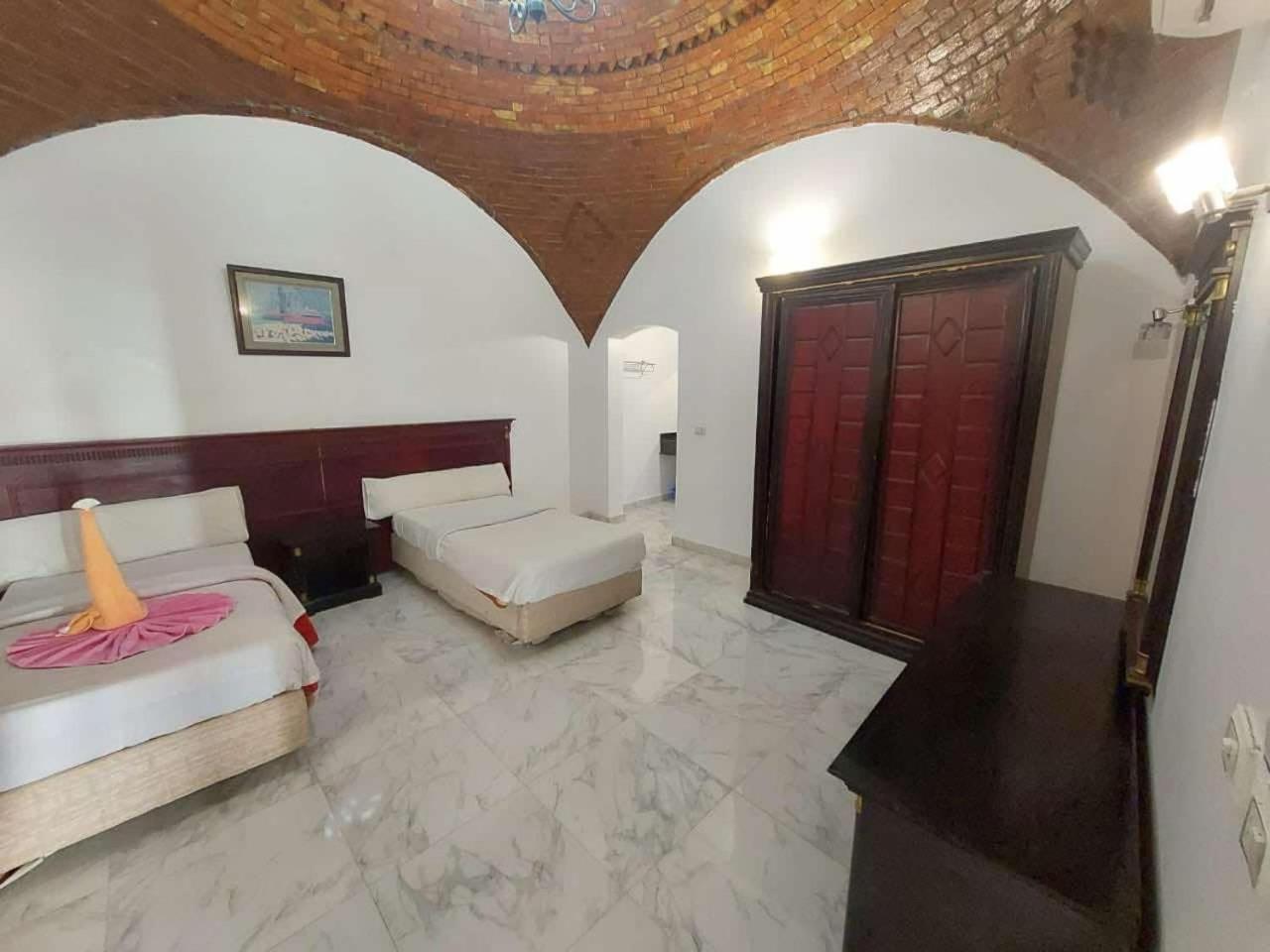 Eye Of Horus House Apartment