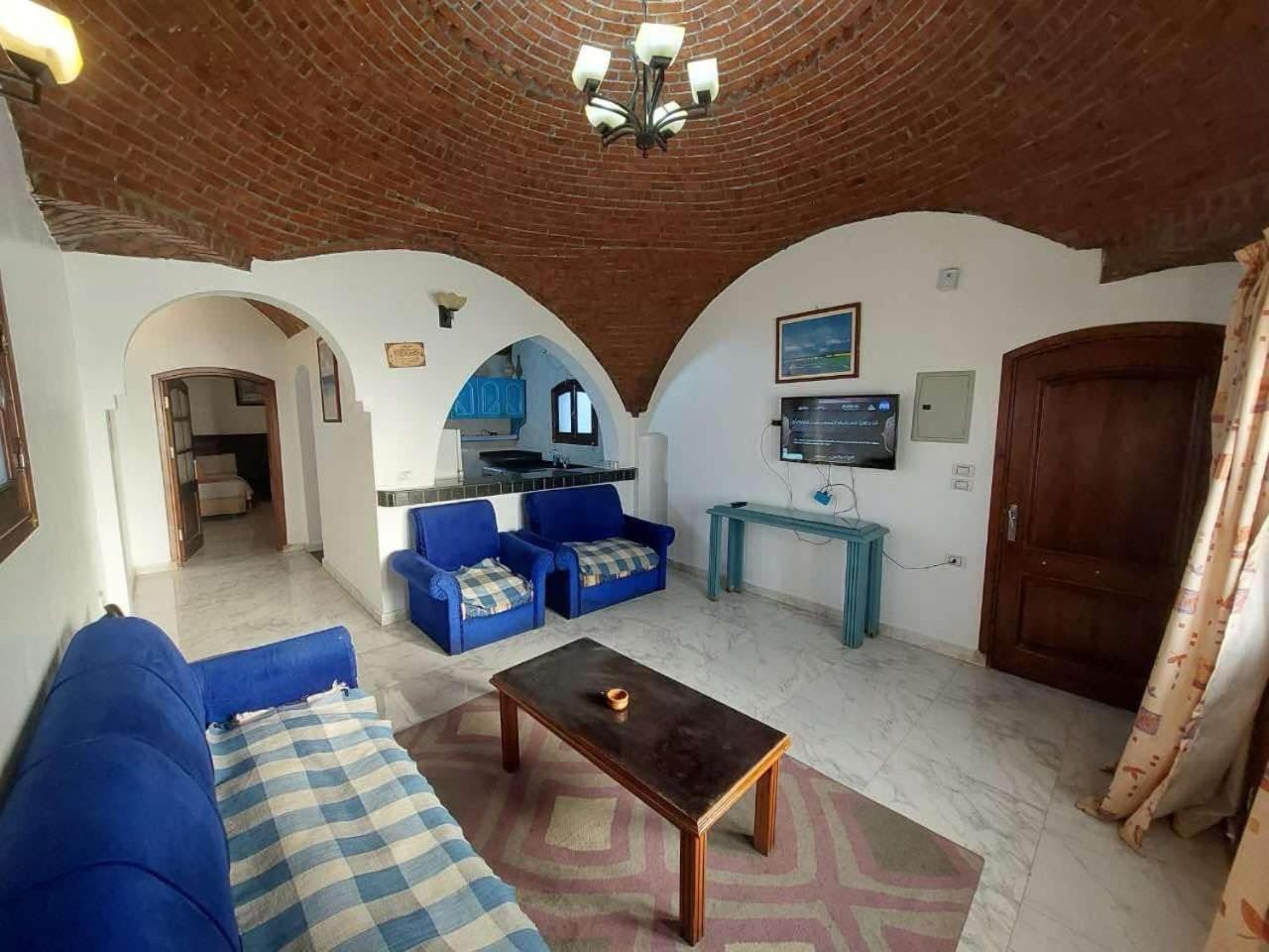 Apartment Eye Of Horus House